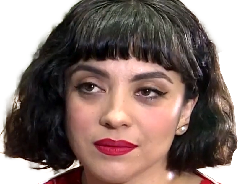 mon laferte norma chanteuse auteure compositrice latine mexicaine chilienne trentaine trentenaire brune femme