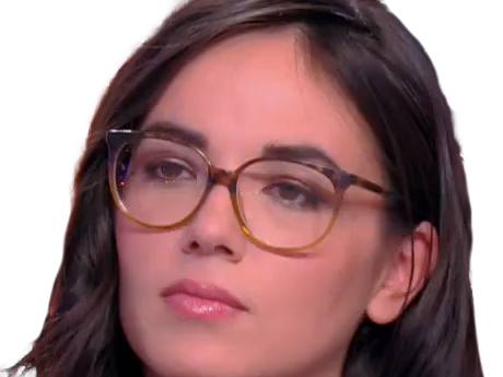 agathe auproux journaliste chroniqueuse francaise vietnamienne asiatique metis tpmp lunettes brune vingtaine vingtenaire 2010s