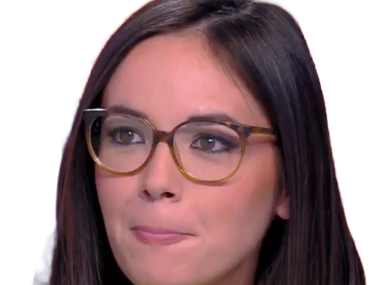 agathe auproux journaliste chroniqueuse francaise vietnamienne asiatique metis tpmp lunettes brune vingtaine vingtenaire 2010s