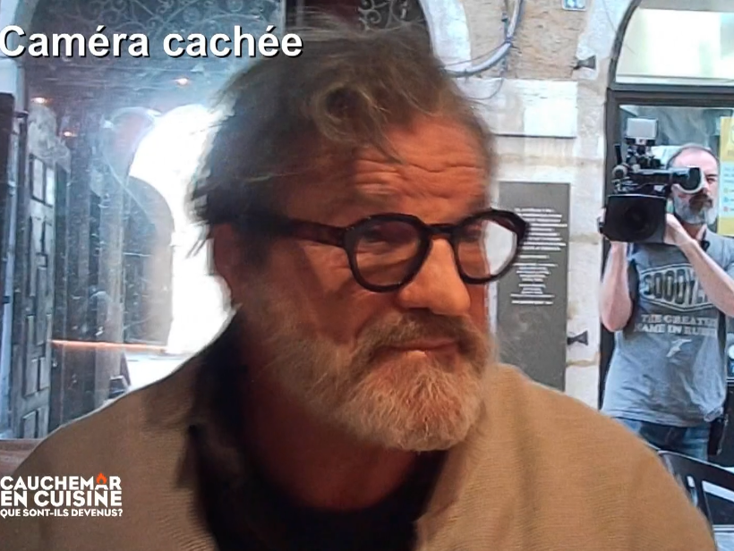 m6u philippe etchebest deguisement deguise patron incognito vieux boomer cheveux lunettes camera cachee