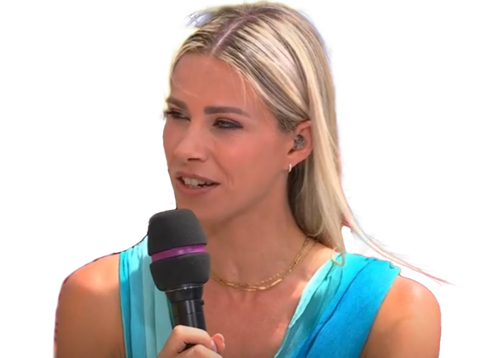 marion rousse cyclisme velo micro julian alaphillipe presentatrice france tv