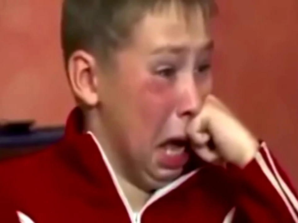 enfant russe ukrainien celestin pleure rage victime