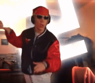 anyme streamer twitch tiktok dance danse gif paz