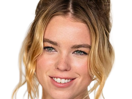 milly amelia may alcock actrice productrice australienne femme vingtaine vingtenaire cheveuxblonds yeuxbleus annees 2020s