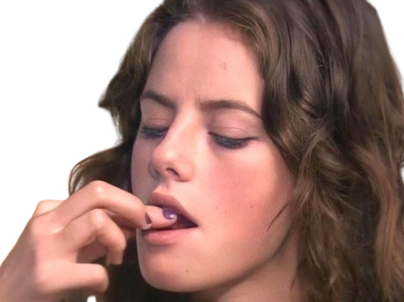 kaya scodelario femme actrice anglaise drogue junkie skins