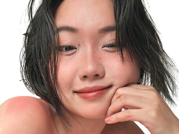 harriet sugarcookie actrice charme cute mignonne vietnamienne asiatique asian coup soleil rouge fatigue