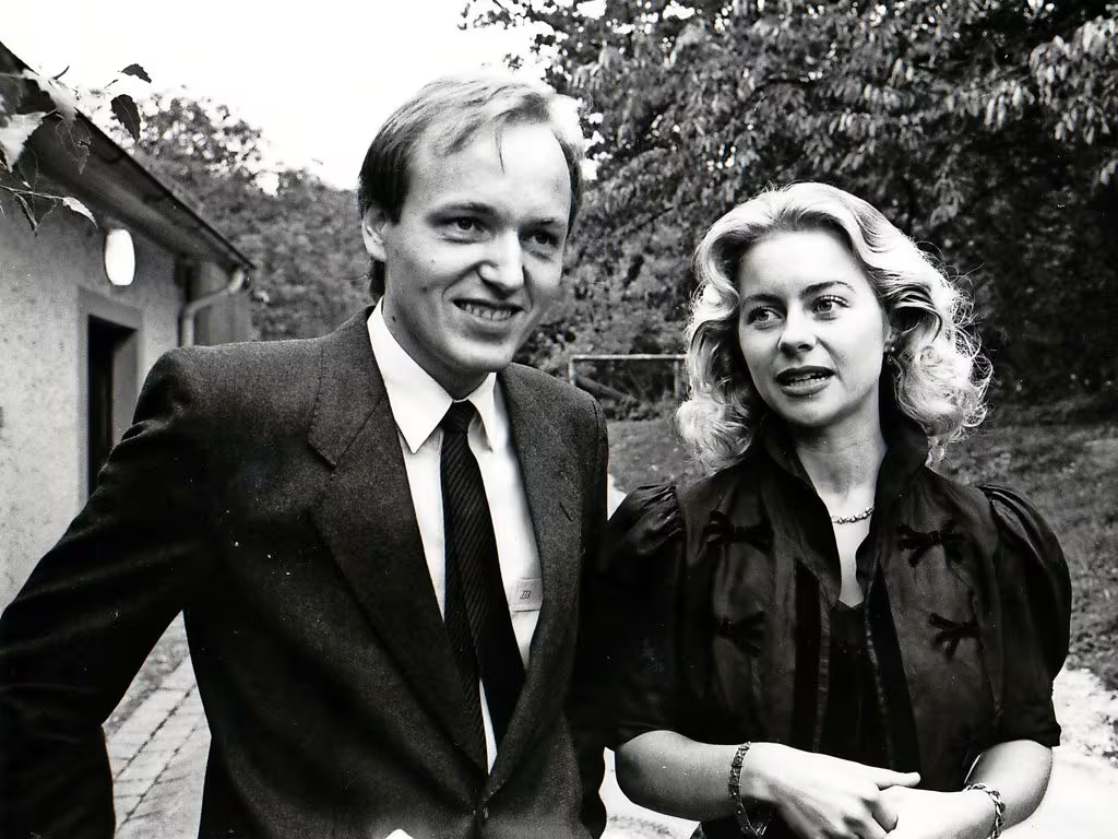 ursula von der leyen jeune femme meuf fille bave 10 sms florian philippot covid