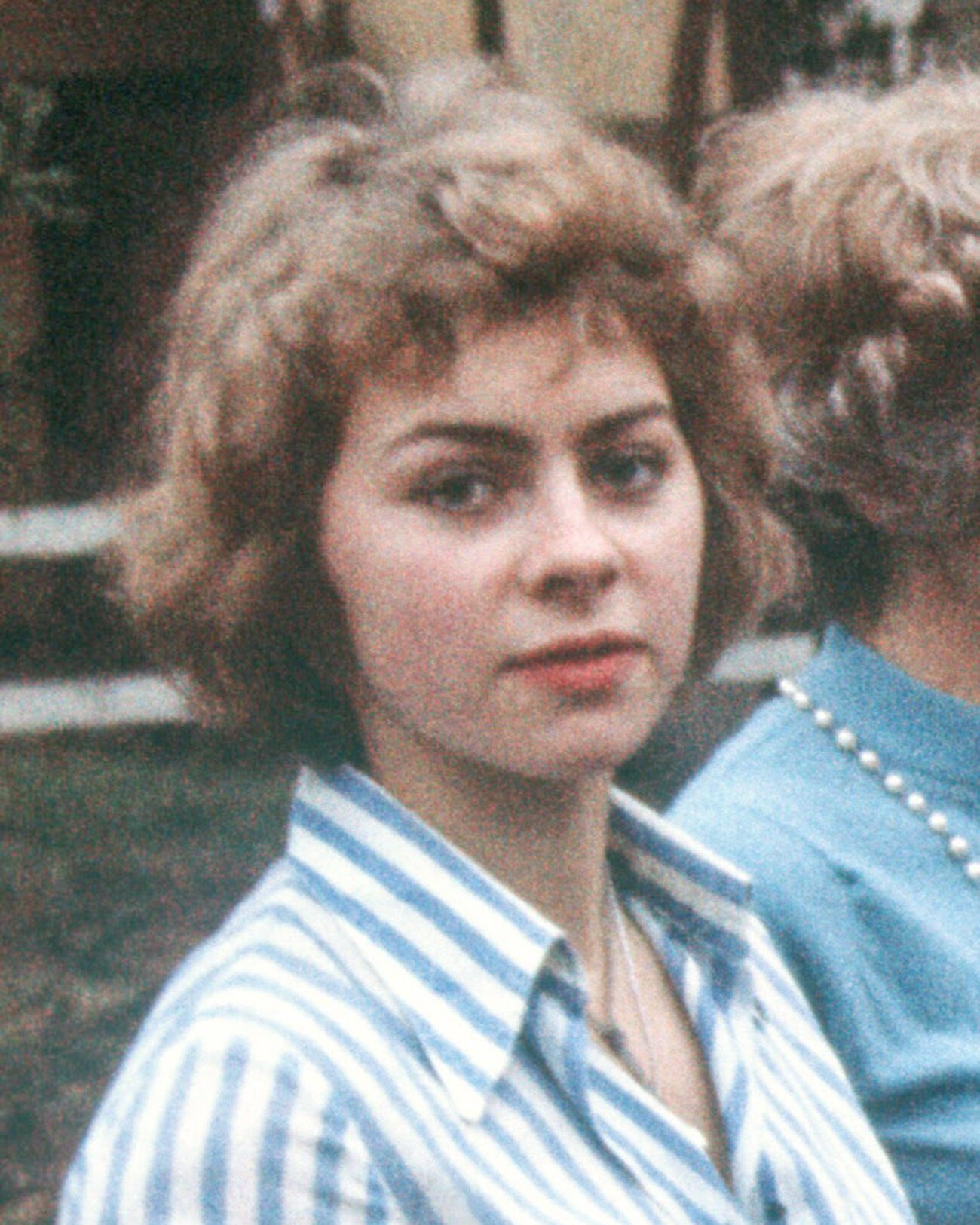 ursula von der leyen jeune femme meuf fille bave 10 sms florian philippot covid