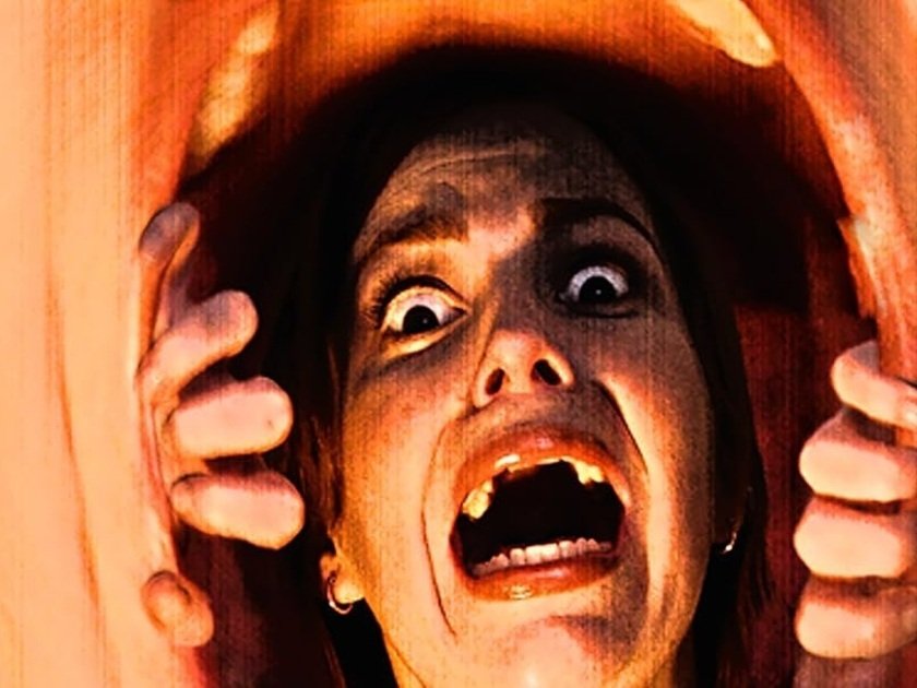 femme peur cri hurle terreur flippant effrayant scare scary cursed