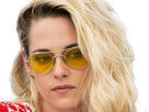 kristen-stewart-actrice-americaine-blonde-yeux-verts-femme-cannes-lunettes-annees-2022-2020s