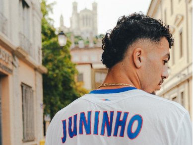 georges mikautadze lyon olympique lyonnais 69 la trik juninho maillot juni fourviere