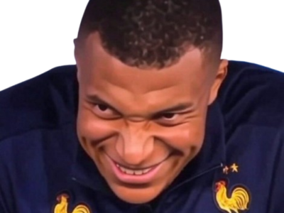 kylian mbappe edf equipe de france sourire machiavelique diabolique narquois moqueur