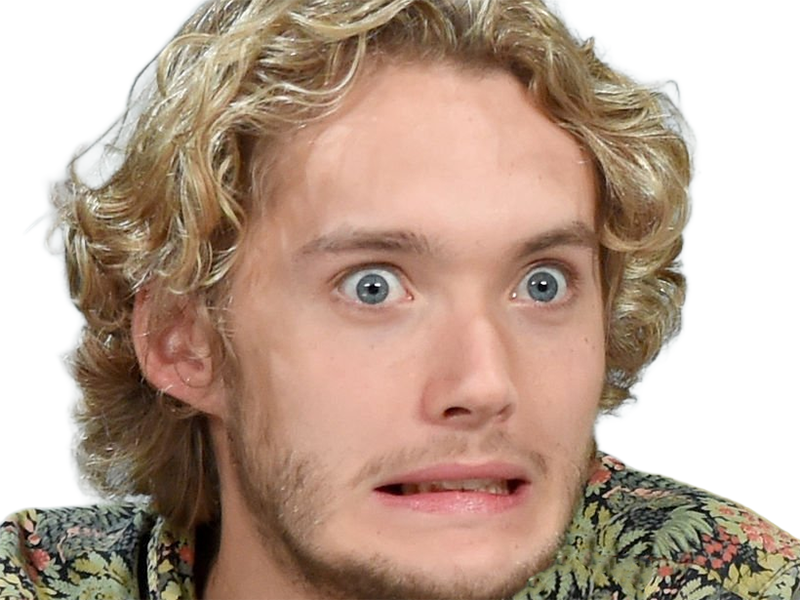 toby finn regbo acteur musicien homme britannique anglais vingtenaire vingtaine cheveuxblonds yeuxbleus cheveuxboucles 2010s