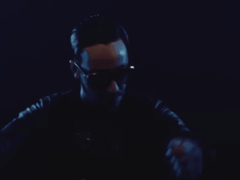 lacrim glock capuche lunettes soleil rap gif