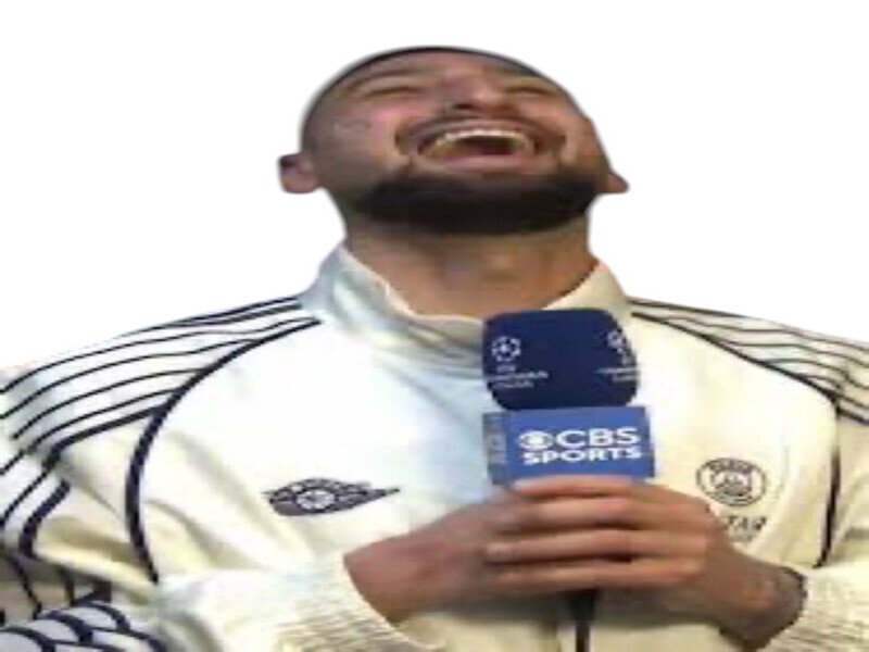 gianluigi gigio donnarumma psg paris saint germain rire micro interview