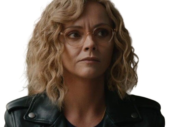 christina ricci misty quigley adulte actrice yellowjackets blonde lunettes folle showtime serie