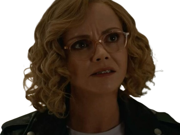 christina ricci misty quigley adulte actrice yellowjackets blonde lunettes folle showtime serie