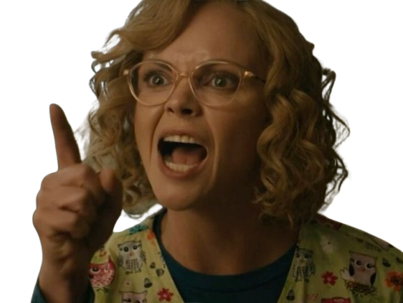 christina ricci misty quigley adulte actrice yellowjackets blonde lunettes folle showtime serie