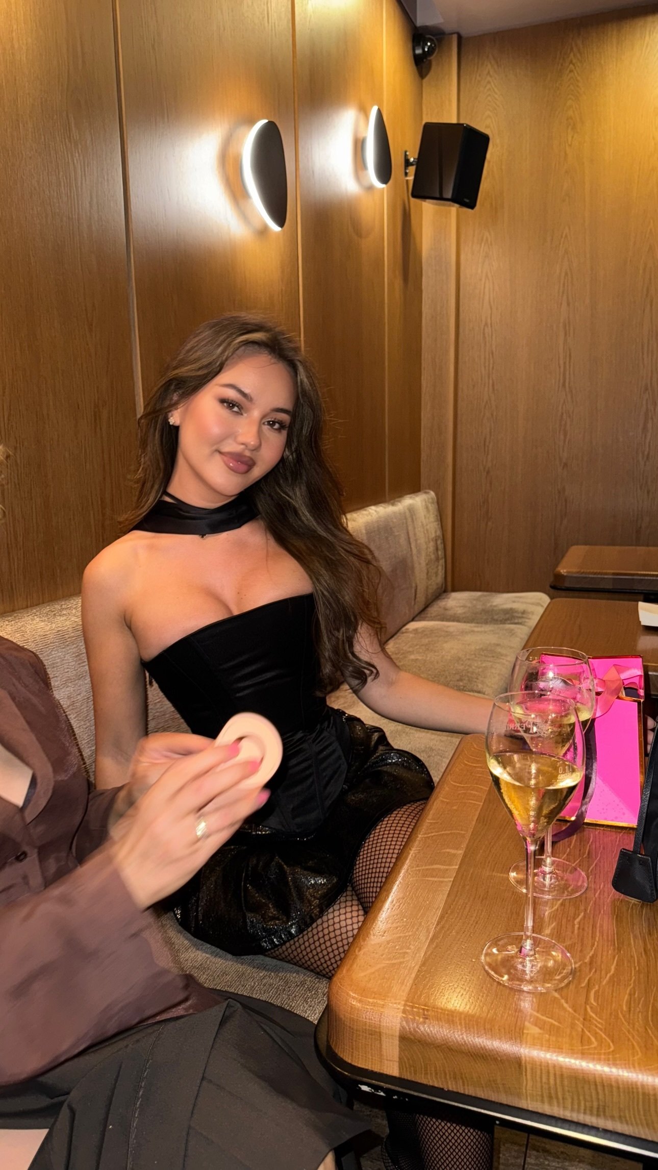 meuf femme fille teen lastetas