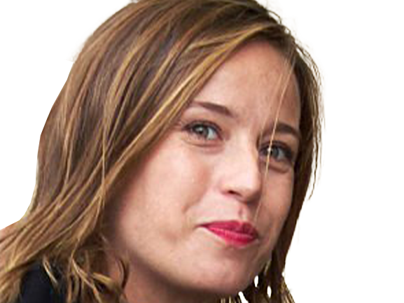 marta etura espagnol actrice realisatrice femme malveillance baztan quarantaine quarantenaire annees 2020 rouge levres rouges