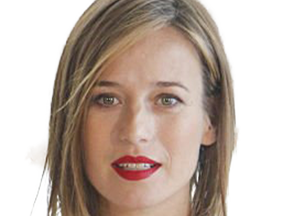 marta etura espagnol actrice realisatrice femme malveillance baztan quarantaine quarantenaire annees 2020 rouge levres rouges