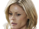 claire-dunphy-modern-family-serie-comique-americaine-julie-bowen-femme-actrice-cheveuxblonds-yeuxmarrons-quarantenaire-2010s