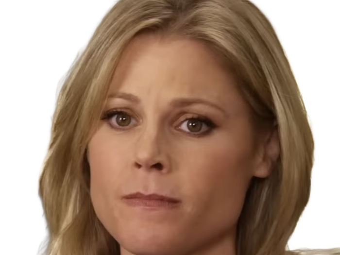 claire dunphy modern family serie comique americaine julie bowen femme actrice cheveuxblonds yeuxmarrons quarantenaire 2010s
