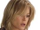 claire-dunphy-modern-family-serie-comique-americaine-julie-bowen-femme-actrice-cheveuxblonds-yeuxmarrons-quarantenaire-2010s