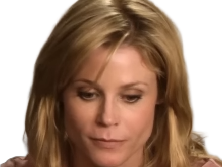 claire dunphy modern family serie comique americaine julie bowen femme actrice cheveuxblonds yeuxmarrons quarantenaire 2010s