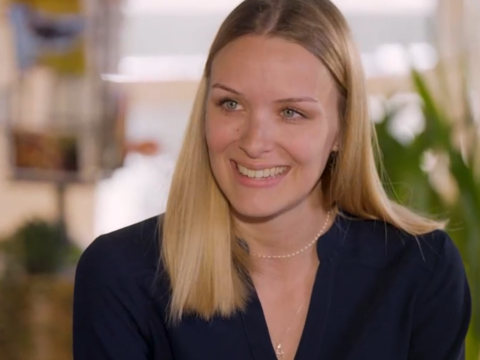 louise obus m6 m6u amour est dans le pre femme meuf fille