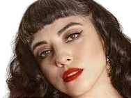 mon laferte norma chanteuse auteure compositrice latine mexicaine chilienne trentaine trentenaire brune femme