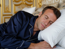 macron-emmanuel-president-lrem-gouvernement-elysee-yrr-dodo-dormir-dors-nuit-sourire-lit
