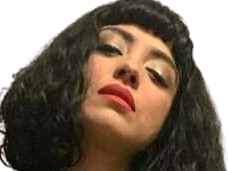 mon laferte norma chanteuse auteure compositrice latine mexicaine chilienne trentaine trentenaire brune femme