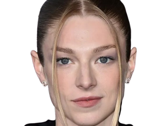 hunter schafer blonde femme homme mannequin actrice americaine vingtaine nohomo attaches