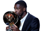 ousmane-dembele-dembouz-ballon-dor-bo-france-football-goat-gagnant-psg-paris-saint-germain-bisou