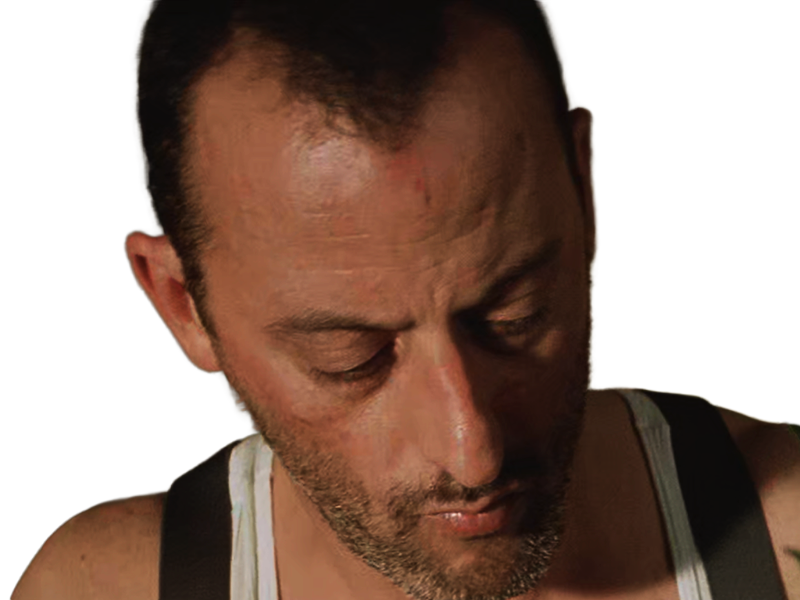 leon tueur gages nettoyeur professionnel film drame francais jean reno acteur homme quarantenaire cheveuxbruns yeuxmarrons