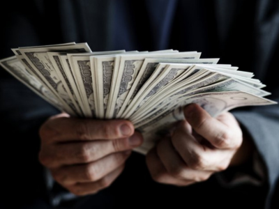 mains main billet gagne monnaie argent corruption