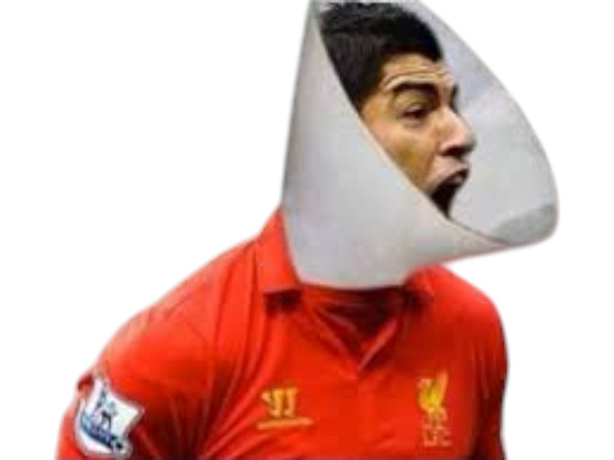 luis suarez liverpool museliere collerette veterinaire cone