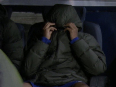 lamine yamal psg paris saint germain barcelone barca seum depite deg degoute decu capuche baissee