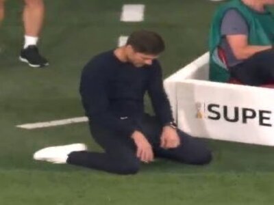 xabi alonso depite deg degoute seum decu desabuse abattu a genoux