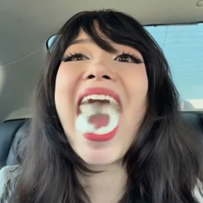 emiru nea joven prime tiny yt tok influ cosp twi eld gam vid people fame