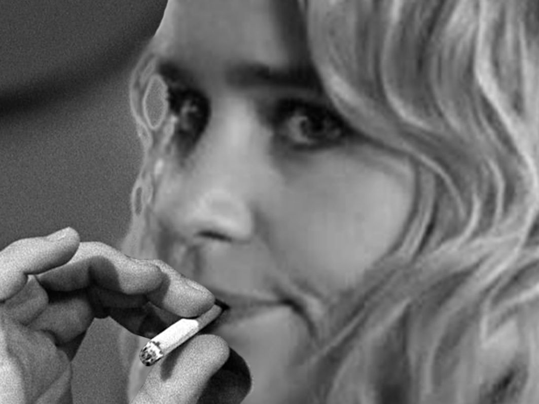 emilia clarke dany noir et blanc fume cigare chirac jacques actrice blonde isobel petite britannique