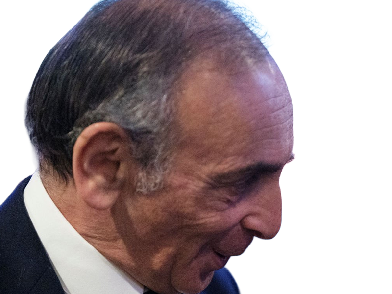 eric zemmour le-z journaliste ecrivain homme politique francais extreme droite patriote sexagenaire soixantenaire cheveux-gris yeux-vert-gris