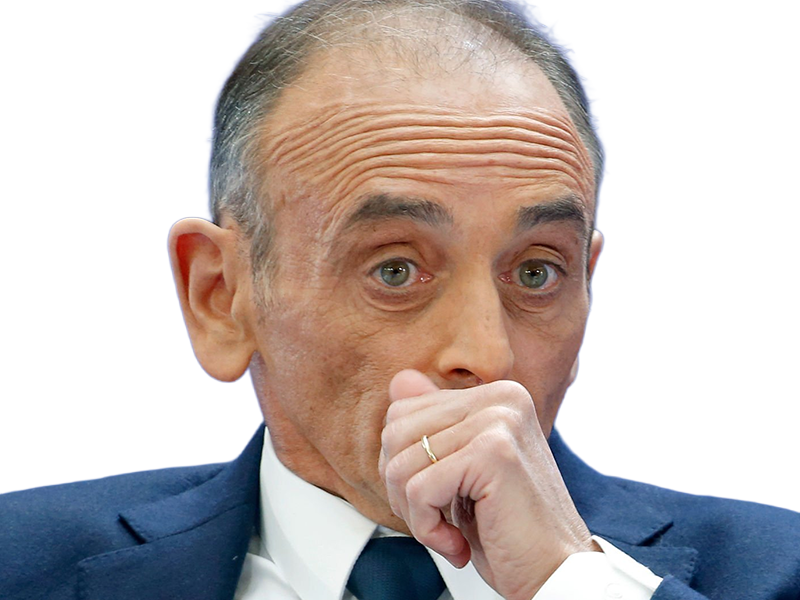eric zemmour le-z journaliste ecrivain homme politique francais extreme droite patriote sexagenaire soixantenaire cheveux-gris yeux-vert-gris