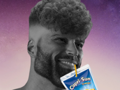 bg gigachad chad sourire muscu gris caprisun capri-sun risitas boucle frise curly 2000 undercut zoomer