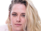 kristen-stewart-actrice-americaine-blonde-yeux-verts-femme-cannes-sans-lunettes-annees-2022-2020s