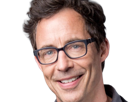 harrison-wells-scientifique-eobard-thawne-reverse-flash-tom-cavanagh-the-flash-serie-arrowverse-homme-cinquantaine-cheveux-bruns-yeux-bleus