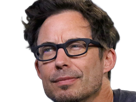 harrison-wells-scientifique-eobard-thawne-reverse-flash-tom-cavanagh-the-flash-serie-arrowverse-homme-cinquantaine-cheveux-bruns-yeux-bleus