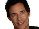 harrison-wells-scientifique-eobard-thawne-reverse-flash-tom-cavanagh-the-flash-serie-arrowverse-homme-cinquantaine-cheveux-bruns-yeux-bleus
