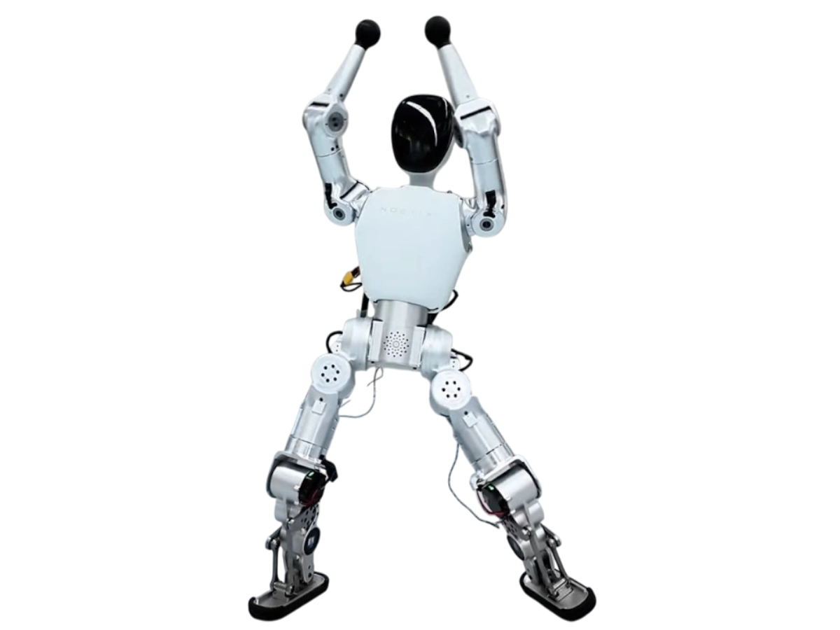 robot domestique chinois invasion surveillance danse bouge